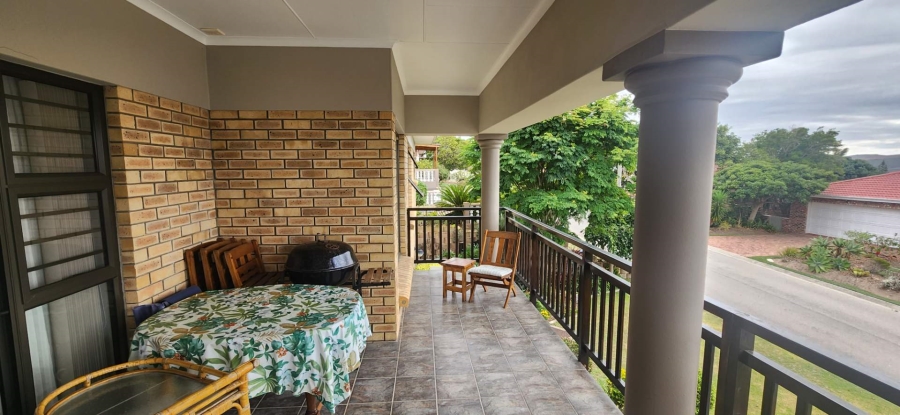 4 Bedroom Property for Sale in Fraaiuitsig Western Cape